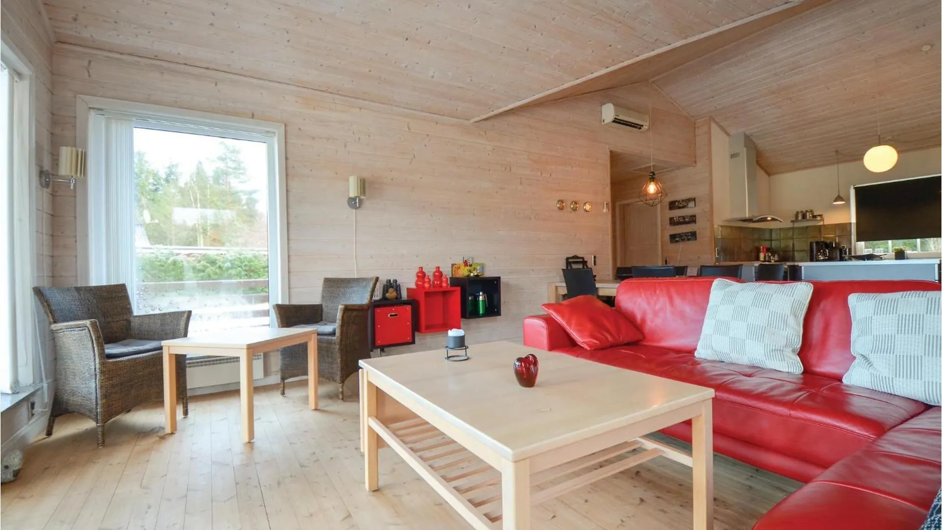 3 Bedroom Amazing Home In Ebeltoft Oksenmolle 0*,  Denmark